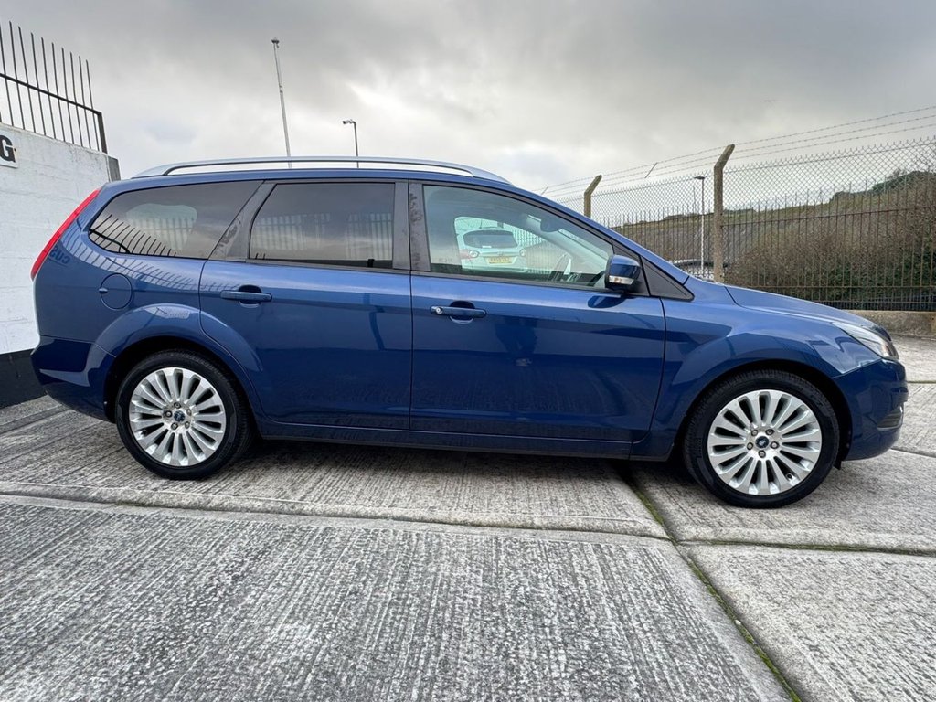 Used Ford Focus 2009 for sale - 76901057: Photo 11