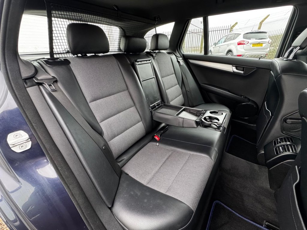 Used Mercedes-Benz C Class 2010 for sale - 76482303: Photo 19