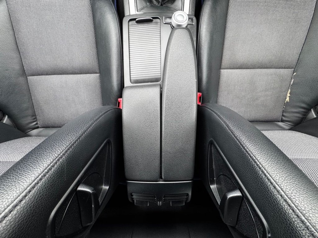 Used Mercedes-Benz C Class 2010 for sale - 76482303: Photo 22