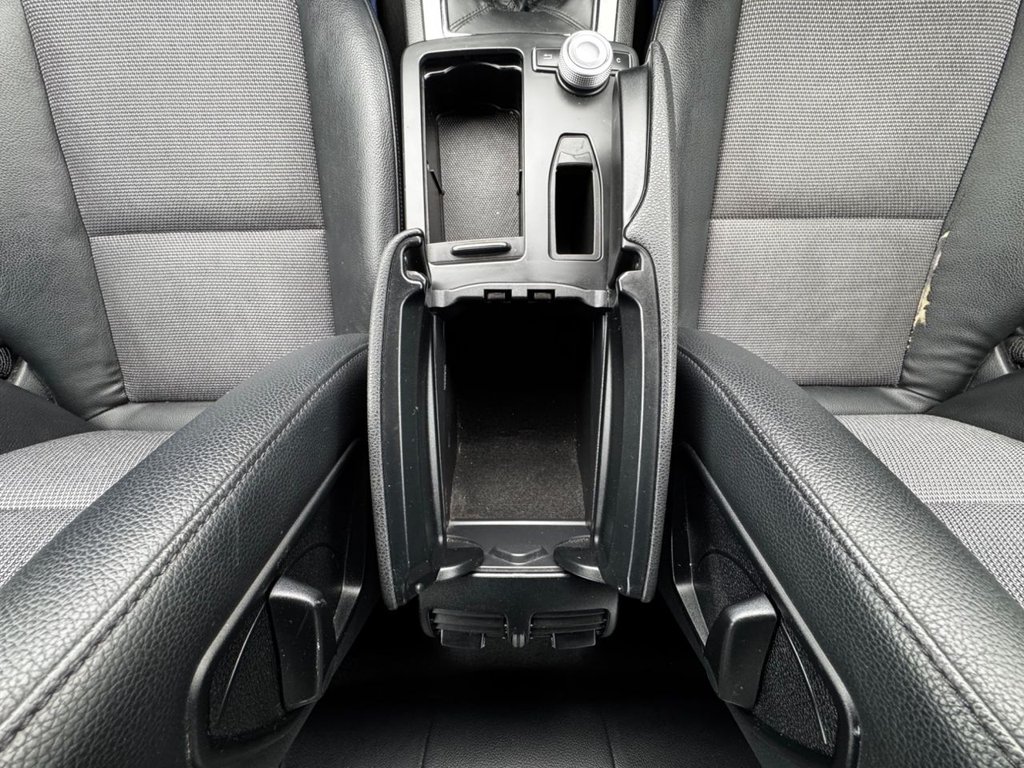 Used Mercedes-Benz C Class 2010 for sale - 76482303: Photo 23