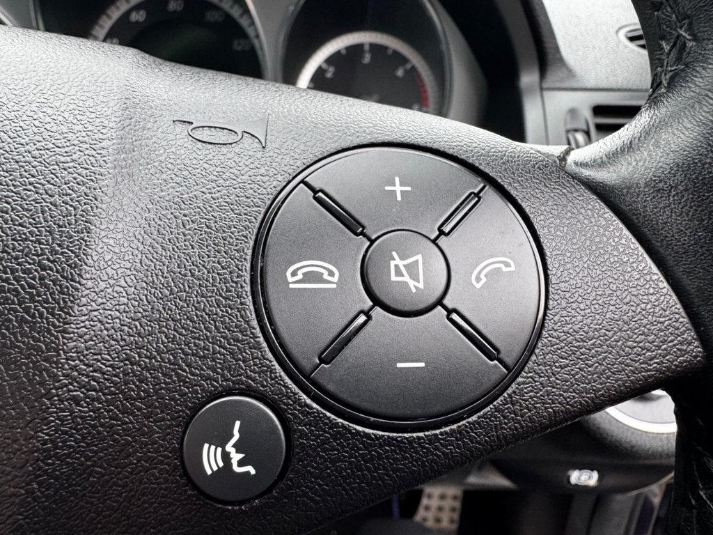 Used Mercedes-Benz C Class 2010 for sale - 76482303: Photo 29