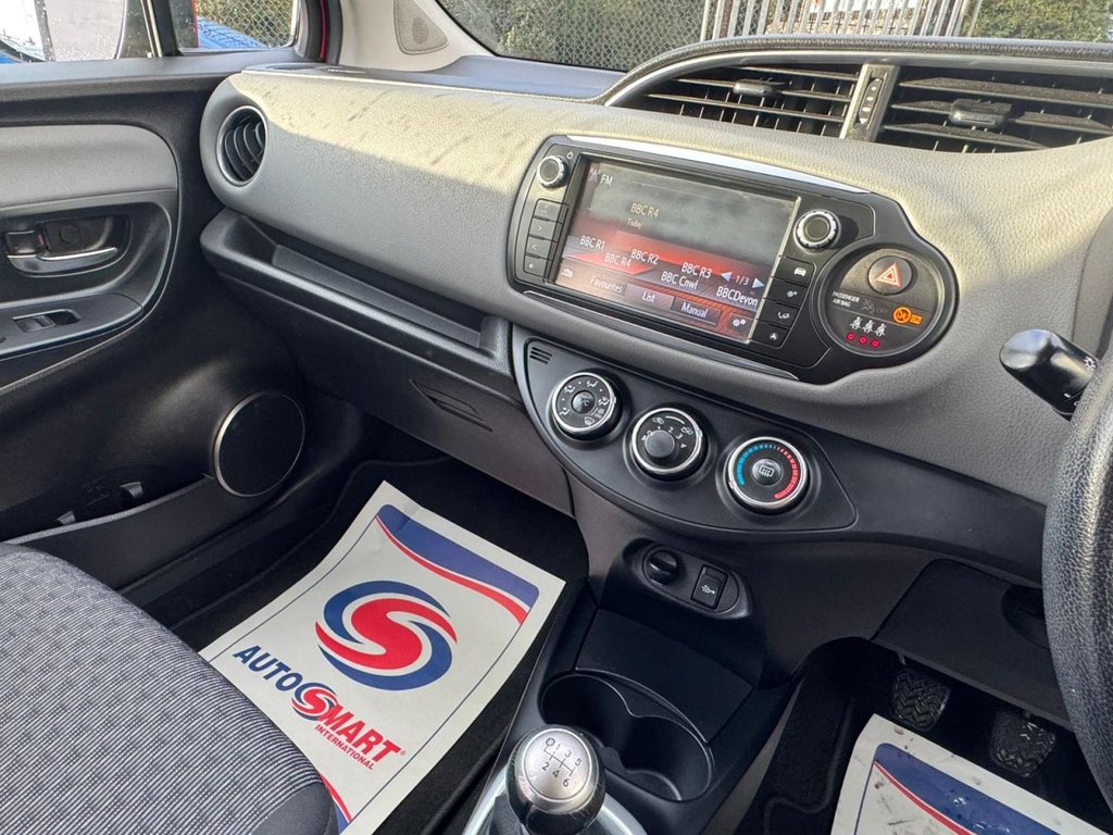 Used Toyota Yaris 2015 for sale - 77990661: Photo 35