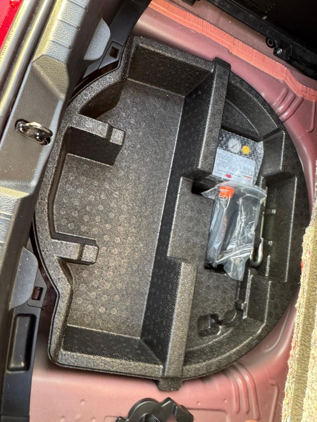 Used Toyota Yaris 2015 for sale - 77990661: Photo 8