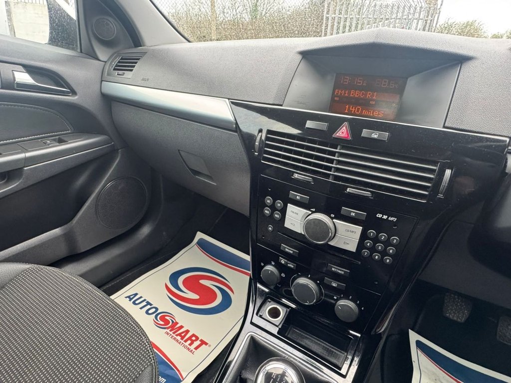 Used Vauxhall Astra 2009 for sale - 77780037: Photo 30