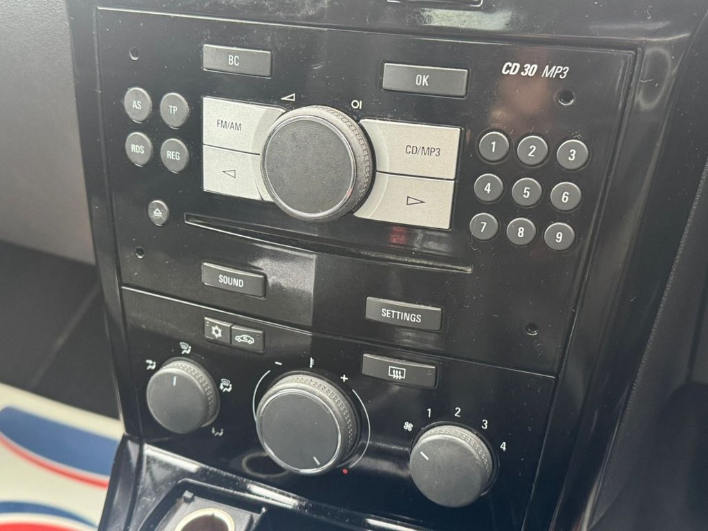 Used Vauxhall Astra 2009 for sale - 77780037: Photo 35