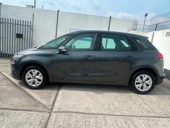 Used Citroen C4 Picasso 2016 for sale - 79300640: Photo