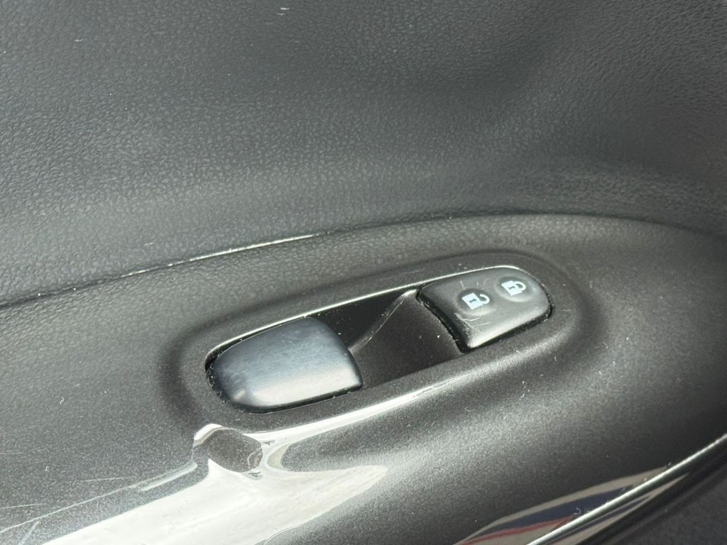 Used Nissan Juke 2014 for sale - 77408175: Photo 40