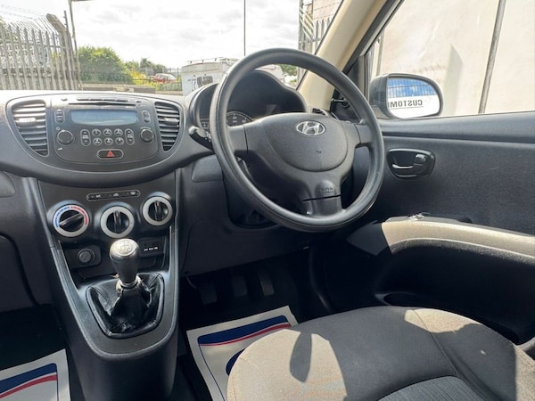 Used Hyundai i10 2011 for sale - 74702321: Photo 23
