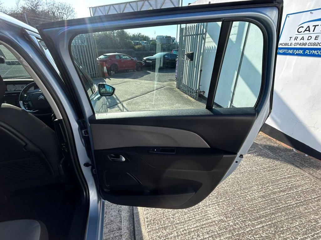 Used Citroen Grand C4 Picasso 2016 for sale - 77953150: Photo 15