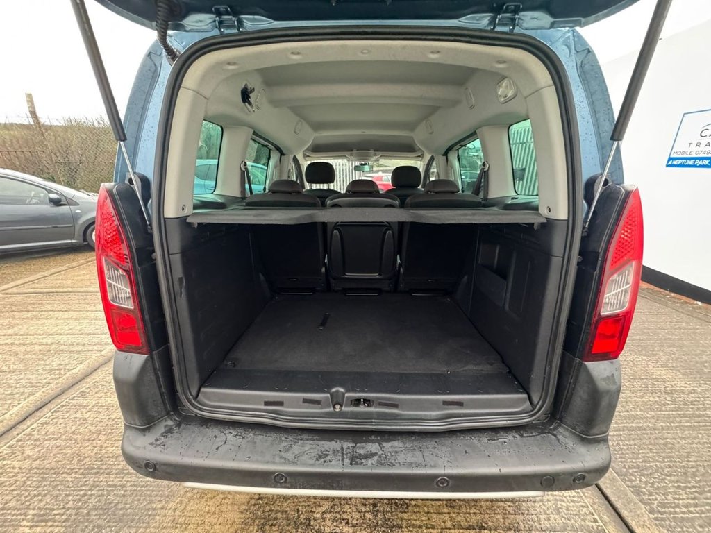Used Peugeot Partner Tepee 2014 for sale - 77499093: Photo 6