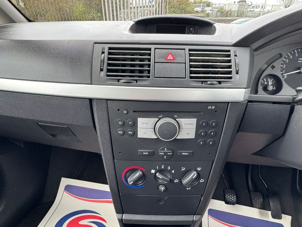 Used Vauxhall Meriva 2005 for sale - 77920540: Photo 17