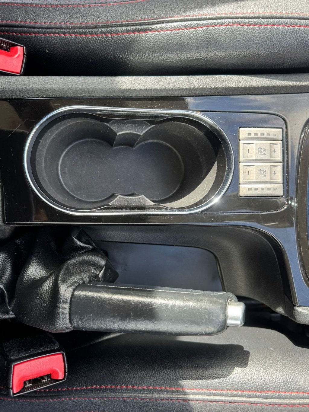 Used Ford Mondeo 2010 for sale - 78061869: Photo 28