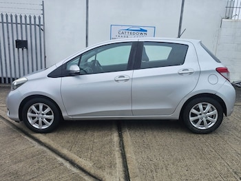 Used Toyota Yaris 2013 for sale - 75515858: Photo