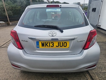 Used Toyota Yaris 2013 for sale - 75515858: Photo
