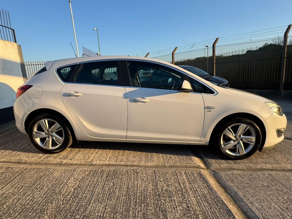 Used Vauxhall Astra 2015 for sale - 77959700: Photo 10