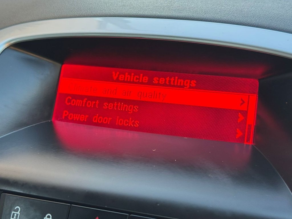 Used Vauxhall Astra 2015 for sale - 77959700: Photo 42