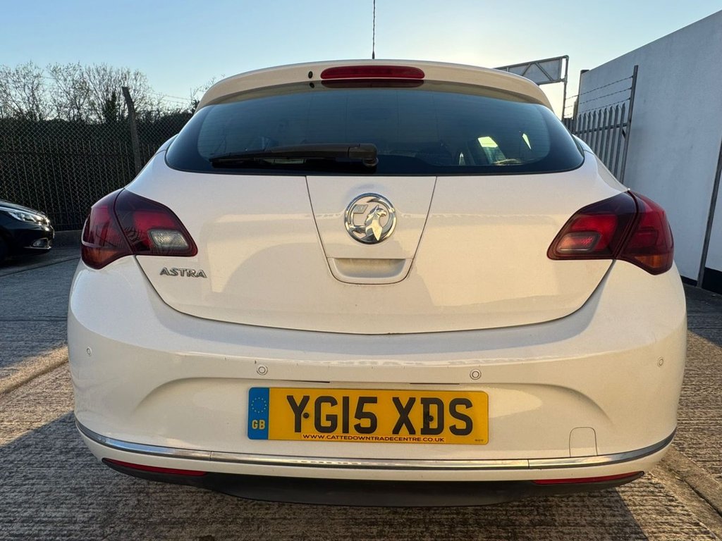 Used Vauxhall Astra 2015 for sale - 77959700: Photo 5