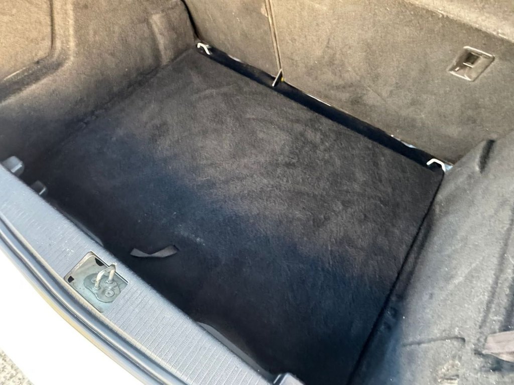 Used Vauxhall Astra 2015 for sale - 77959700: Photo 7