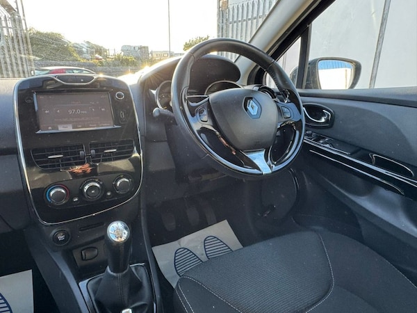 Used Renault Clio 2014 for sale - 75709603: Photo 21