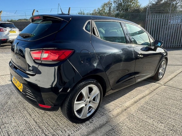 Used Renault Clio 2014 for sale - 75709603: Photo 8