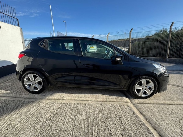 Used Renault Clio 2014 for sale - 75709603: Photo 9