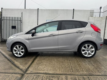 Used Ford Fiesta 2011 for sale - 77263587: Photo