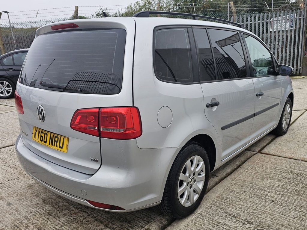 Used Volkswagen Touran 2011 for sale - 75986120: Photo 11
