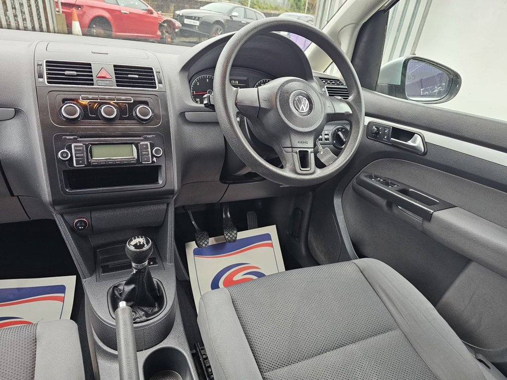 Used Volkswagen Touran 2011 for sale - 75986120: Photo 29