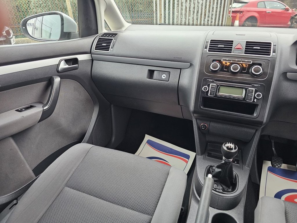 Used Volkswagen Touran 2011 for sale - 75986120: Photo 32