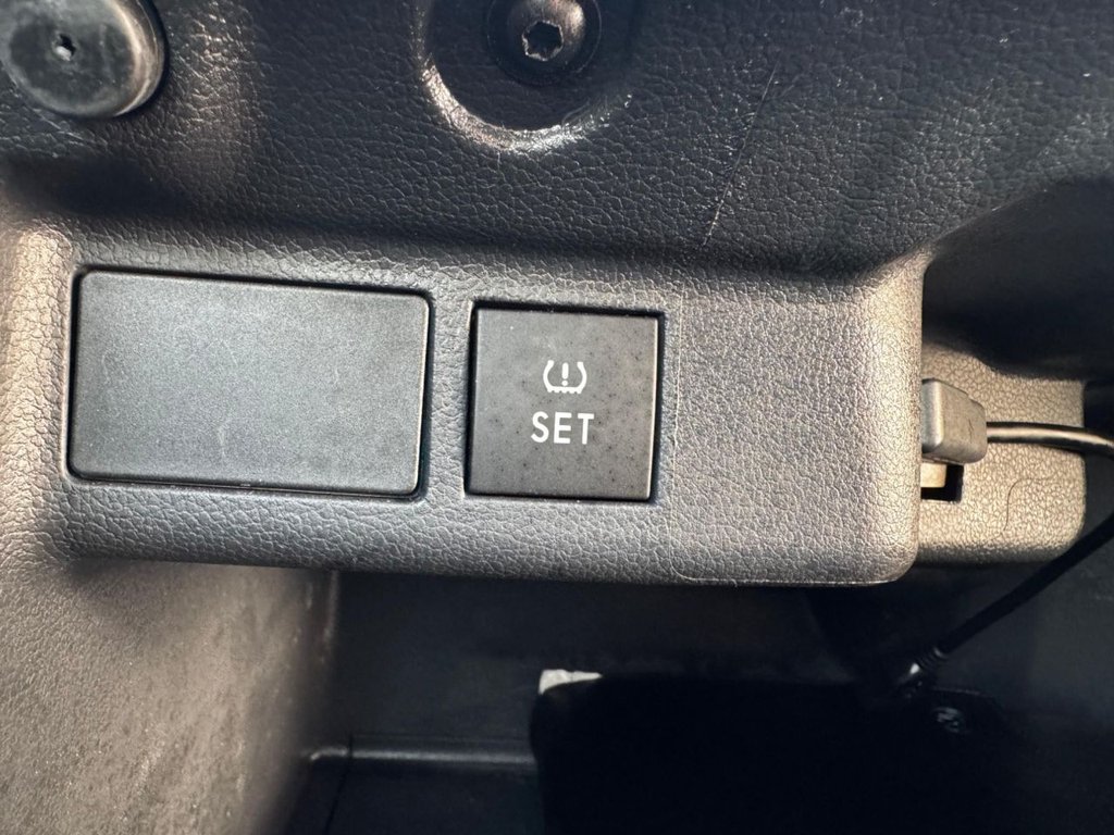 Used Volkswagen Polo 2012 for sale - 76901008: Photo 27