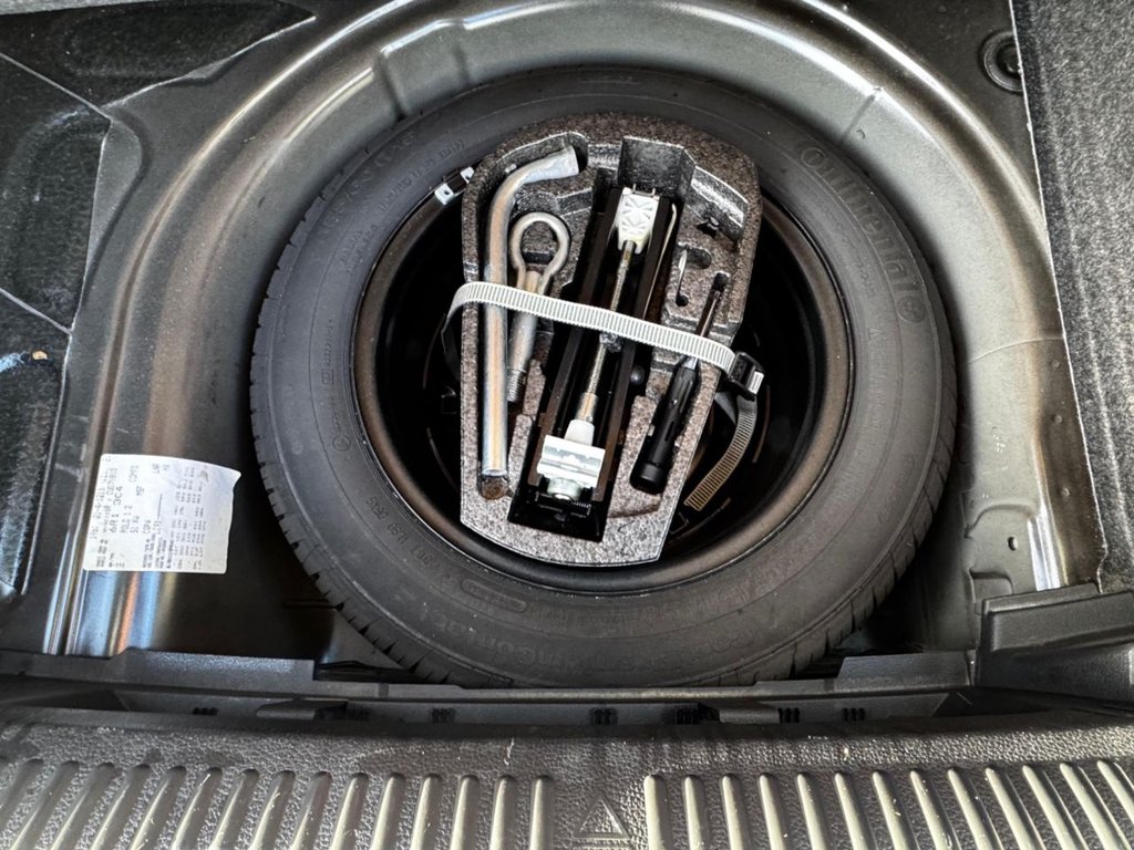 Used Volkswagen Polo 2012 for sale - 76901008: Photo 6