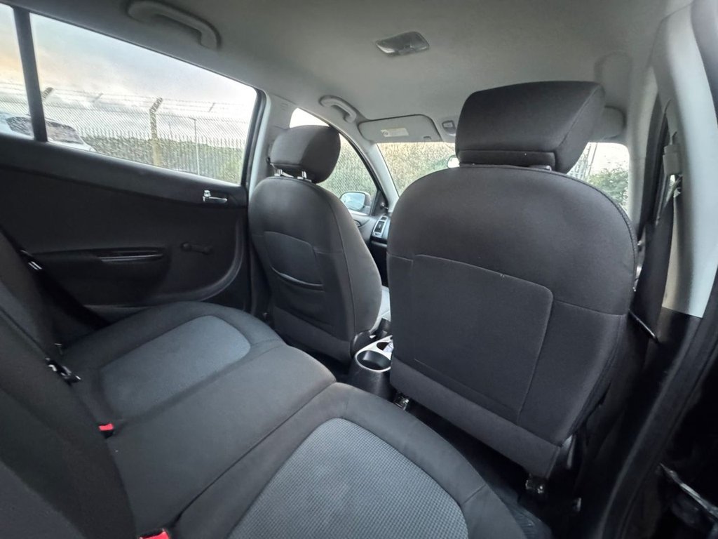 Used Hyundai i20 2012 for sale - 76632099: Photo 14