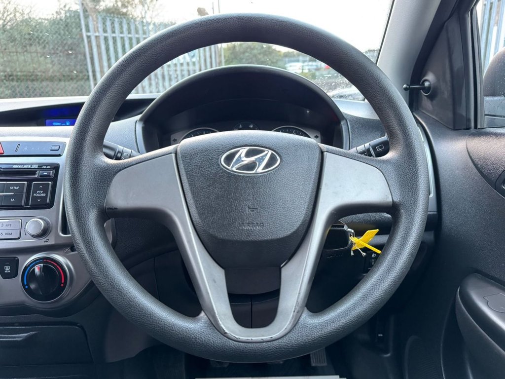 Used Hyundai i20 2012 for sale - 76632099: Photo 19