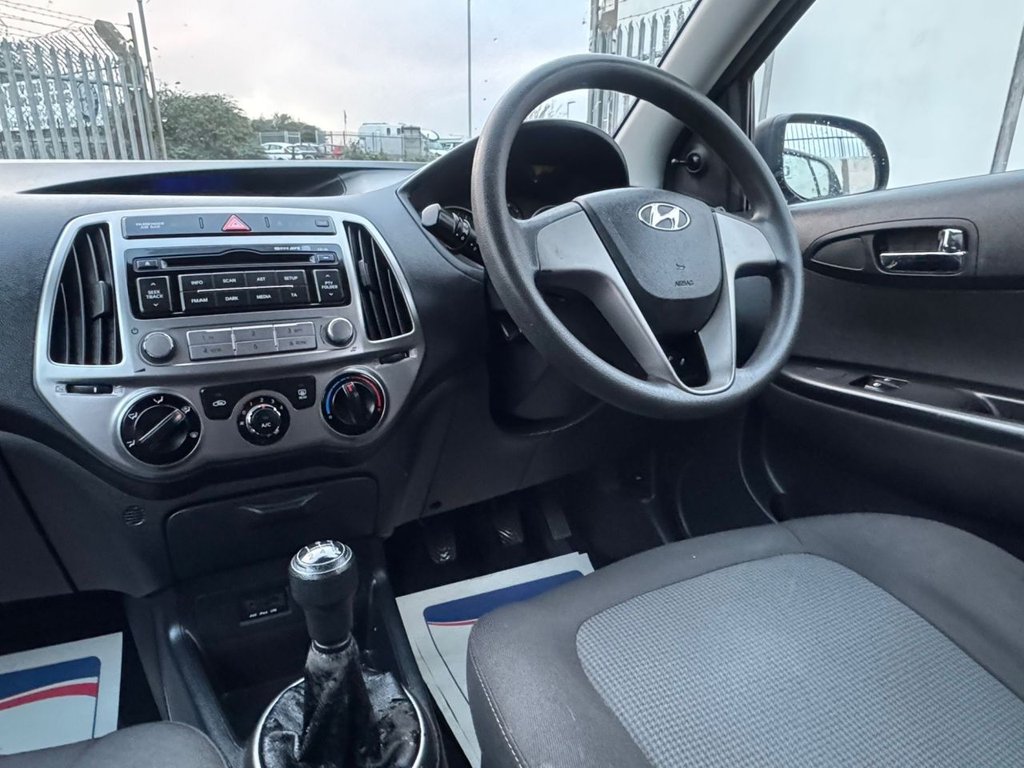 Used Hyundai i20 2012 for sale - 76632099: Photo 26