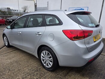 Used Kia Ceed 2018 for sale - 77341884: Photo