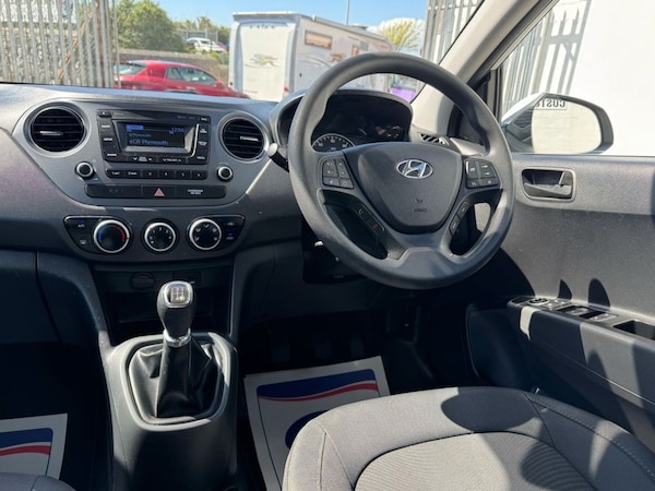 Used Hyundai i10 2017 for sale - 74373654: Photo 21