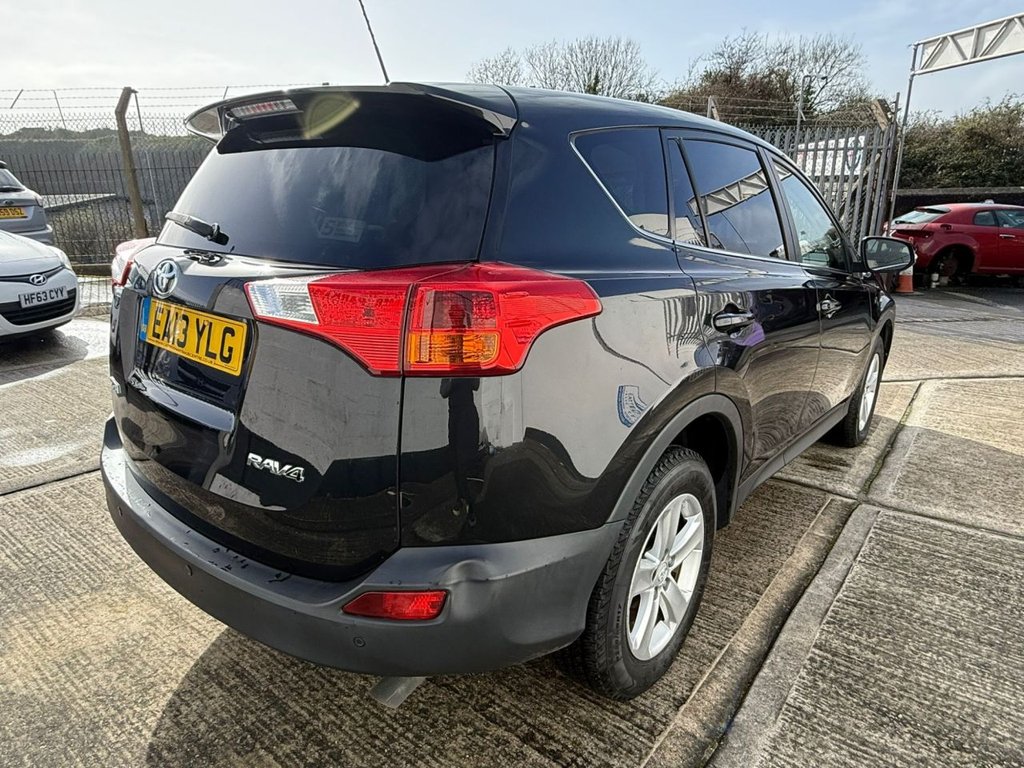 Used Toyota RAV4 2013 for sale - 77703729: Photo 11