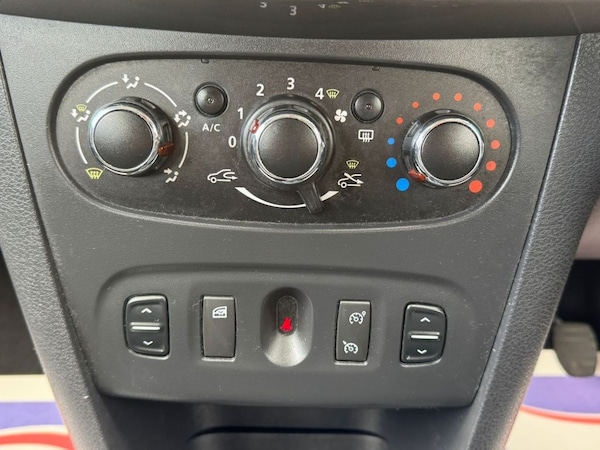 Used Dacia Logan MCV 2015 for sale - 74884455: Photo 25