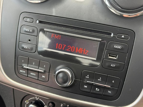 Used Dacia Logan MCV 2015 for sale - 74884455: Photo 35