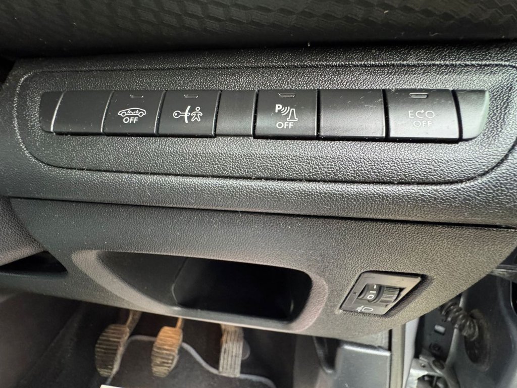 Used Peugeot 2008 2017 for sale - 76731150: Photo 25