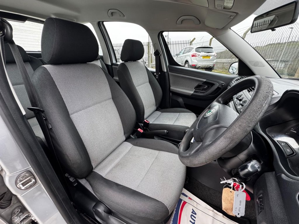 Used Skoda Roomster 2011 for sale - 77188429: Photo 21