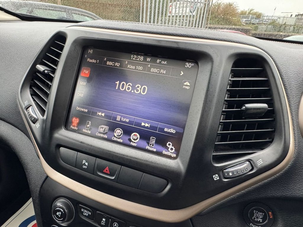 Used Jeep Cherokee 2014 for sale - 77608820: Photo 38