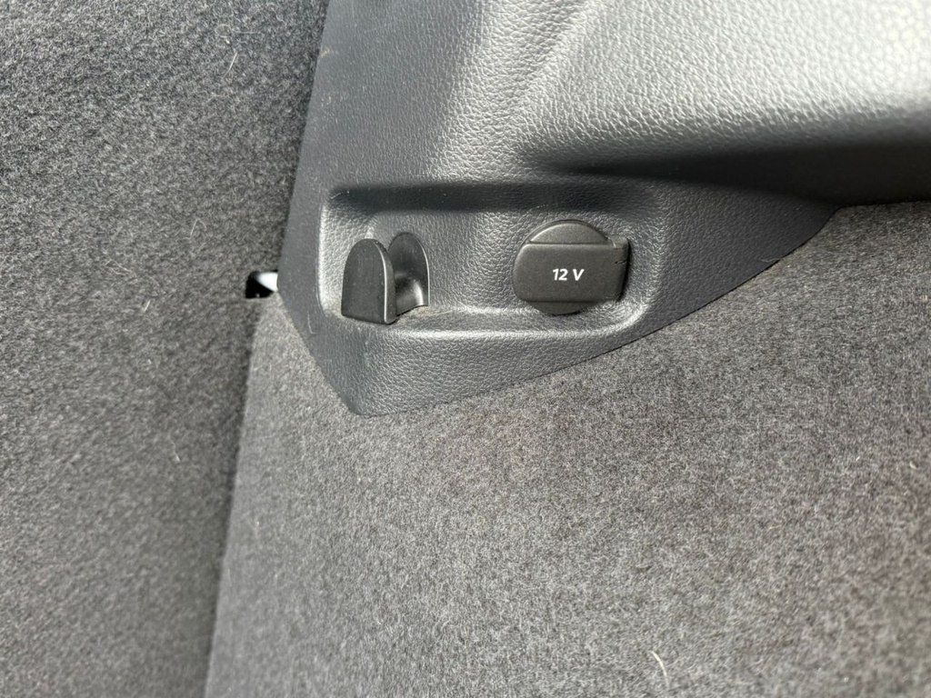 Used Volkswagen Golf 2013 for sale - 76210352: Photo 12