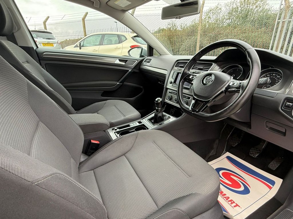 Used Volkswagen Golf 2013 for sale - 76210352: Photo 38