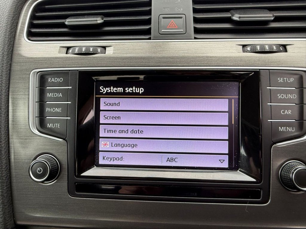 Used Volkswagen Golf 2013 for sale - 76210352: Photo 43