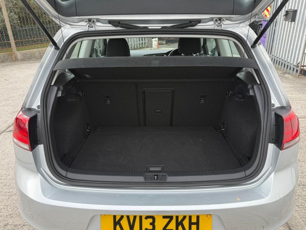 Used Volkswagen Golf 2013 for sale - 76210352: Photo 7