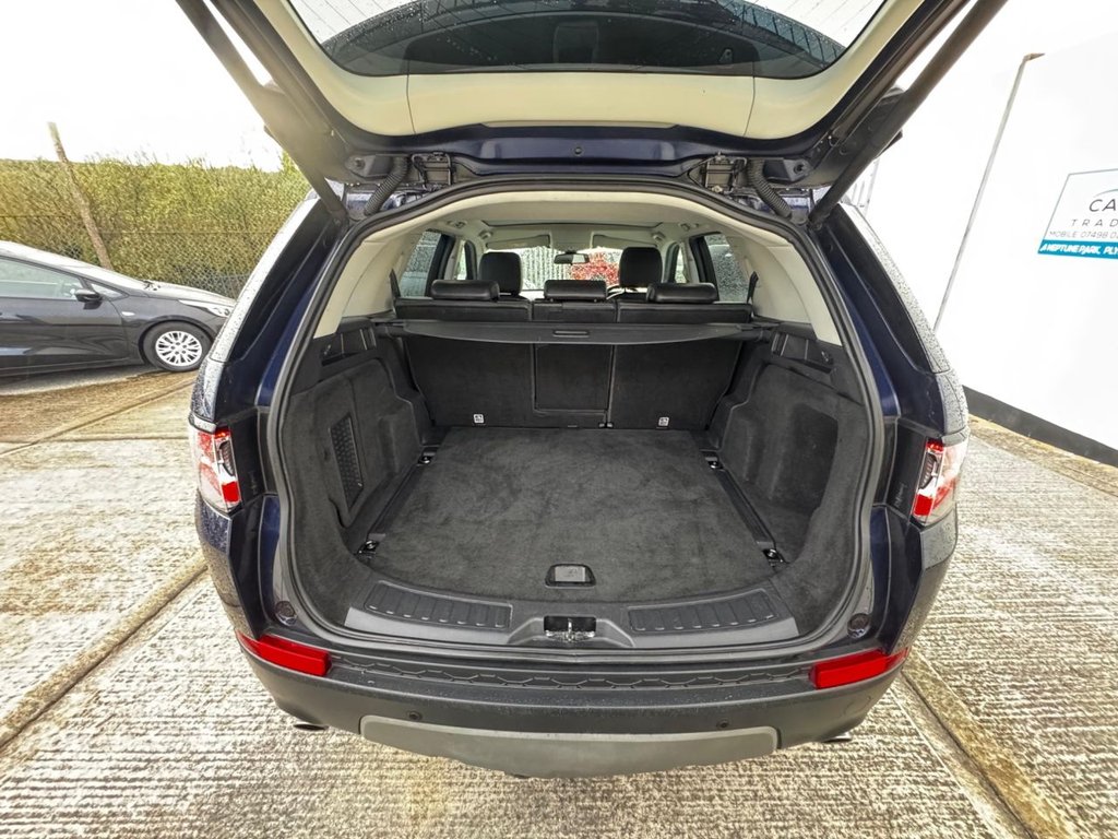 Used Land Rover Discovery Sport 2016 for sale - 78030364: Photo 9