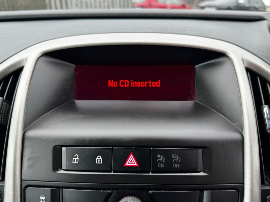 Used Vauxhall Astra 2014 for sale - 77667608: Photo 40