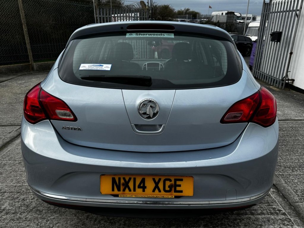 Used Vauxhall Astra 2014 for sale - 77667608: Photo 5