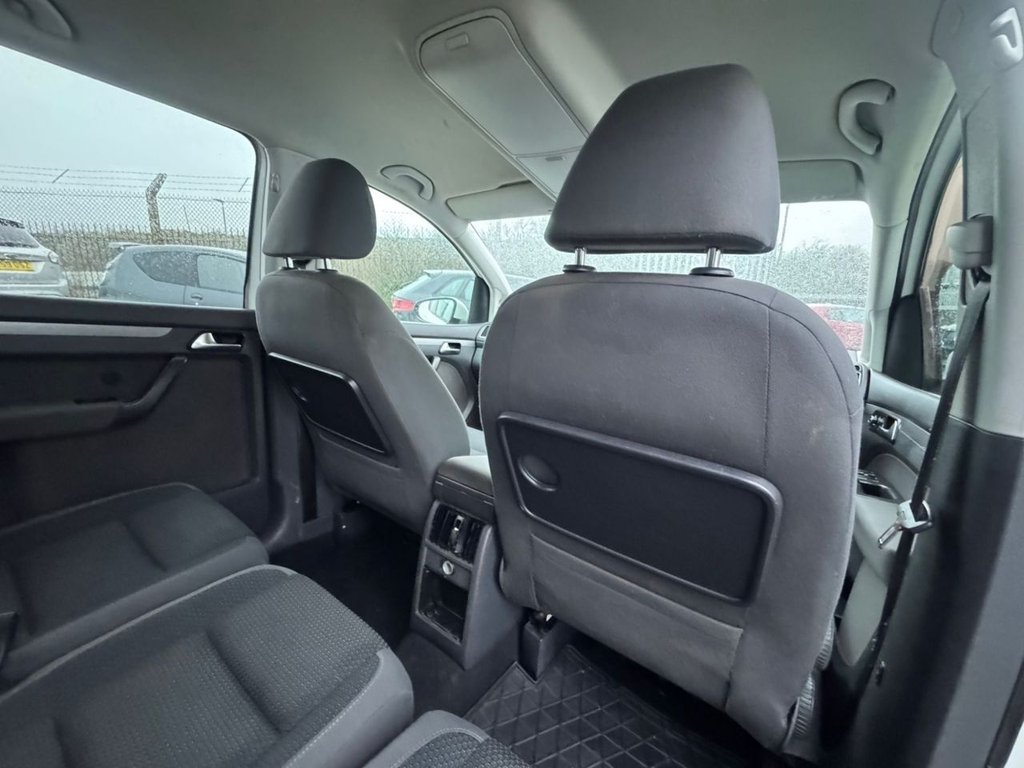 Used Volkswagen Touran 2011 for sale - 77525870: Photo 19